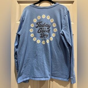 Life Is Good: women’s long sleeve Blue tee Shirt with Daisy Print size XL